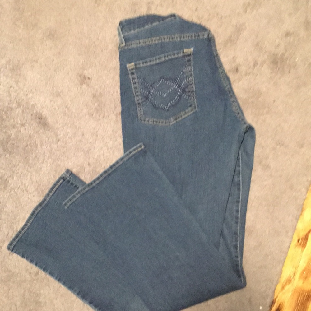 Modern bootcut